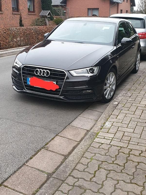 Braun Gebraucht 2013 Audi A3 S-Line Limousine | 14.500 € (Etwas zu teuer) - Bild 1/4