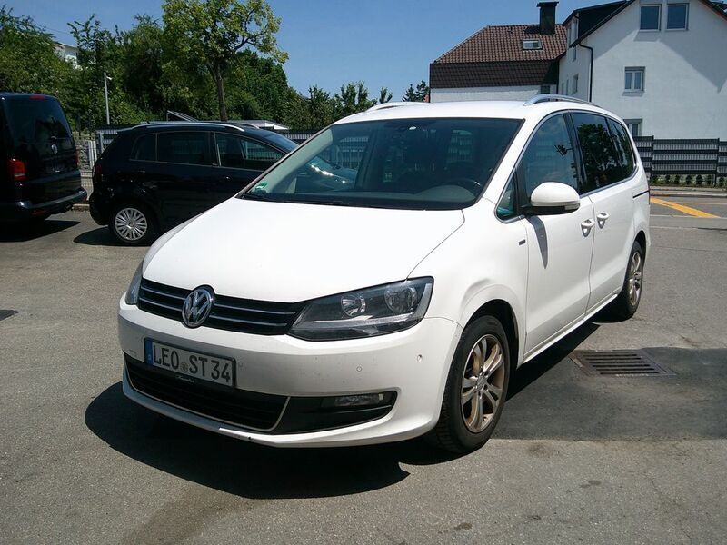 Weiß Gebraucht 2014 VW Sharan Life Van / Kleinbus | 5.999 € (Superpreis) - Bild 1/4