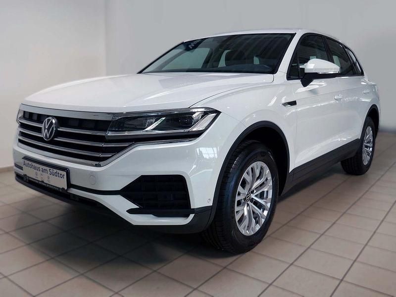 Gebraucht VW Touareg 231 PS (169 kW) 2022 Pure white SUV