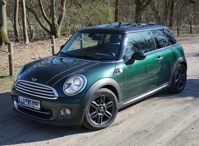 Second-hand Mini Cooper D 112 CP (82 kW) 2011 Verde Hatchback