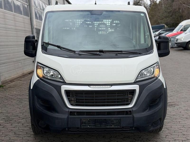 Gebraucht Peugeot Boxer 163 PS (119 kW) 2018 Weiß Van