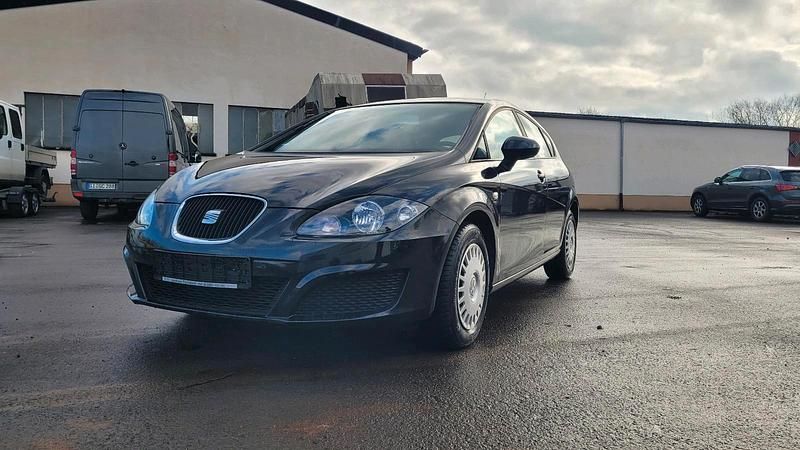 Gebraucht Seat Leon 105 PS (77 kW) 2011 Schwarz Kleinwagen