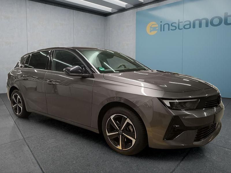 Gebraucht Opel Astra 131 PS (96 kW) 2025 Grau Limousine