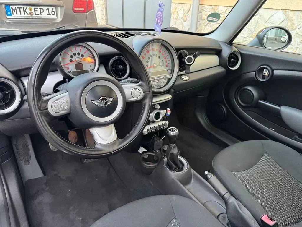 Gebraucht Mini Cooper 122 PS (89 kW) 2010 Grau Kleinwagen