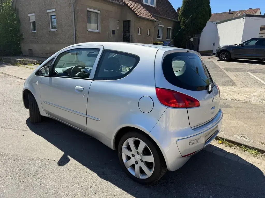 Gebraucht Mitsubishi Colt Motion 95 PS (69 kW) 2007 Silber