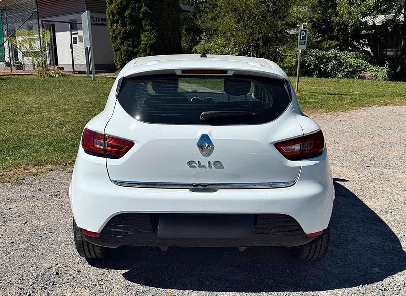 Gebraucht Renault Clio IV LIMITED 73 PS (53 kW) 2016 Limousine