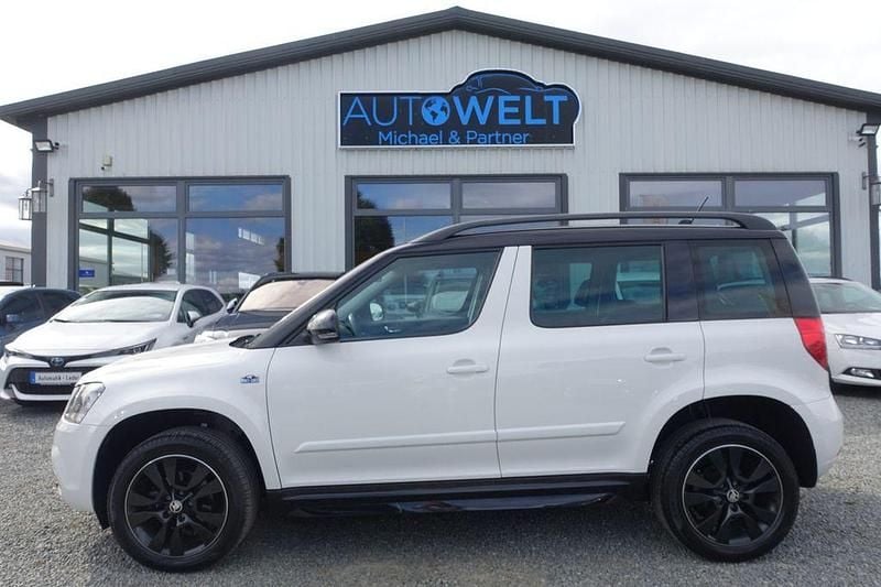 Weiß Gebraucht 2017 Skoda Yeti Monte Carlo SUV | 11.990 € (Guter Preis) - Bild 1/4