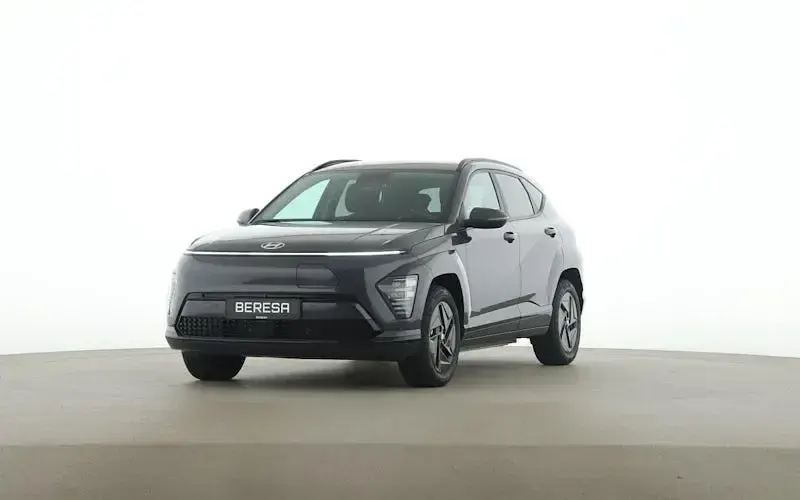 Gebraucht Hyundai Kona Trend 99 kW (135 PS) 2026 Grau SUV