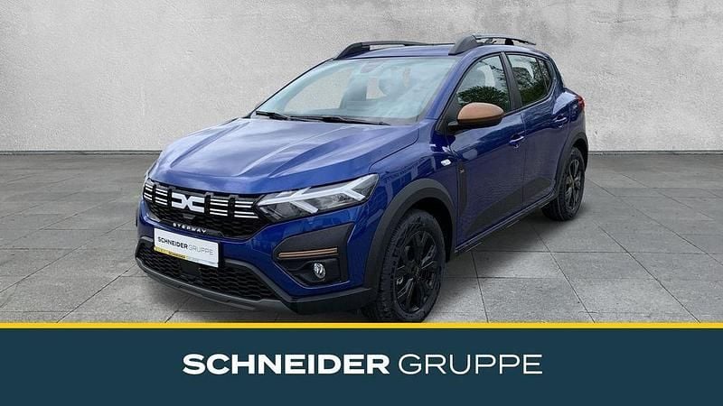 Blau Gebraucht 2025 Dacia Sandero Extreme Limousine | 18.890 € (Fairer Preis) - Bild 1/4