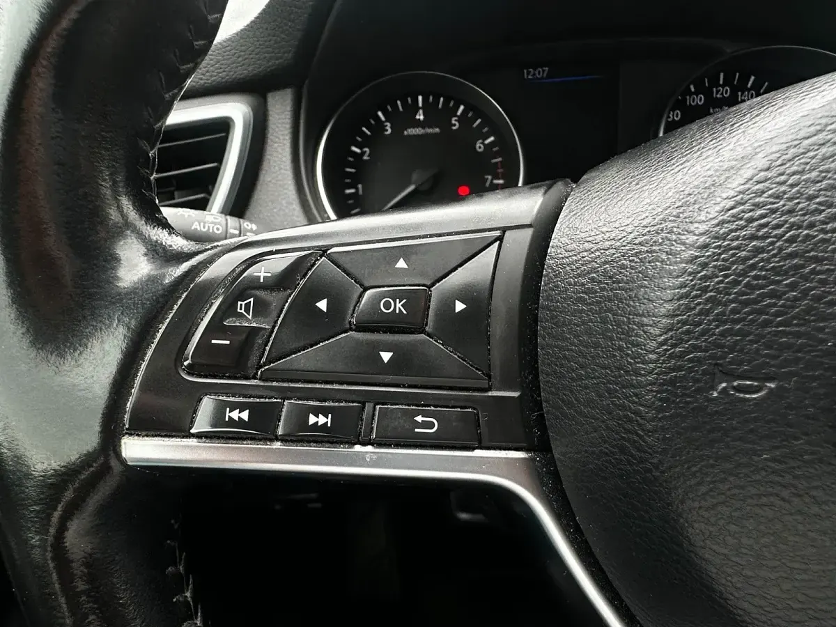 Gebraucht Nissan Qashqai 140 PS (102 kW) 2019 Weiß SUV