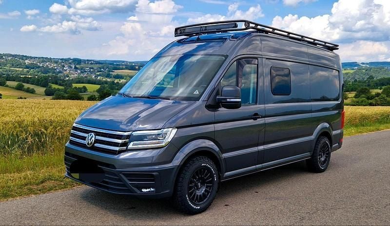Grau Gebraucht 2018 VW Crafter Van | 48.000 € - Bild 1/4