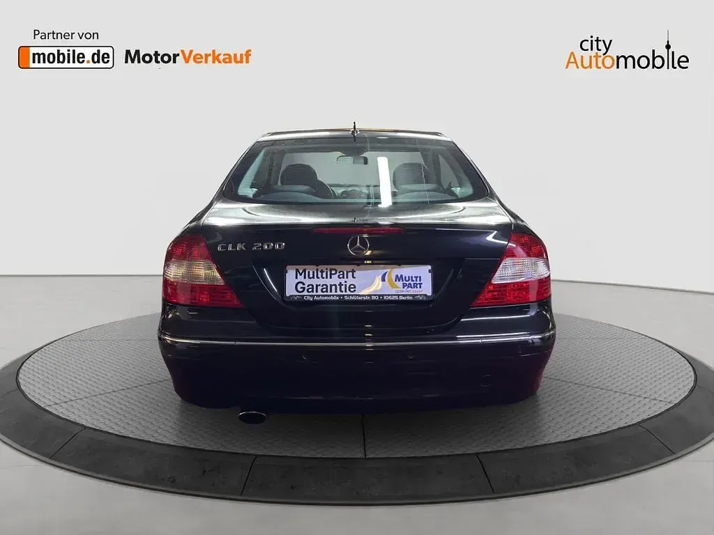 Gebraucht Mercedes CLK200 184 PS (135 kW) 2009 Schwarz Coupé
