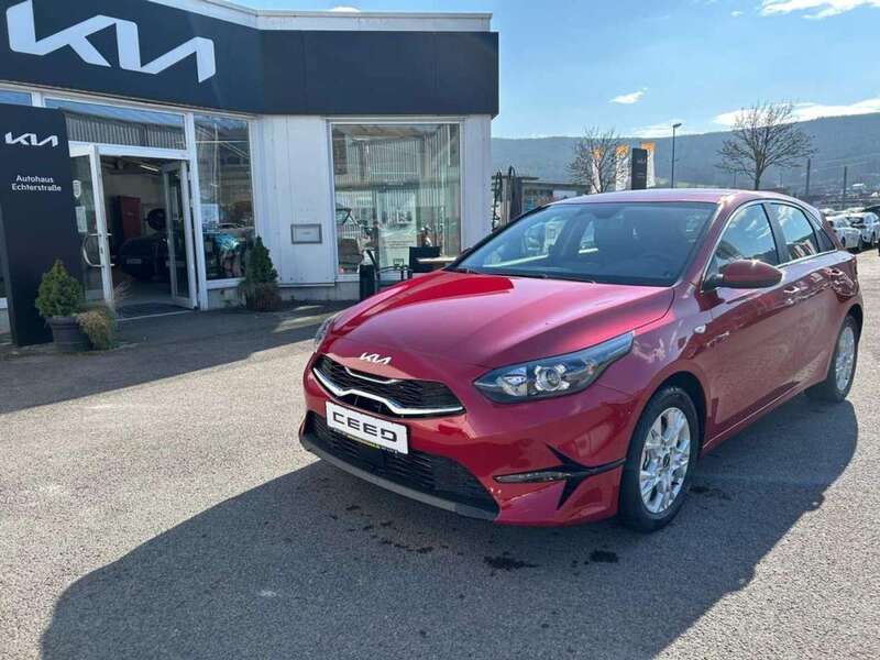 Infrarot metallic Neu 2025 Kia Ceed Vision Limousine | 25.277 € (Fairer Preis) - Bild 1/4