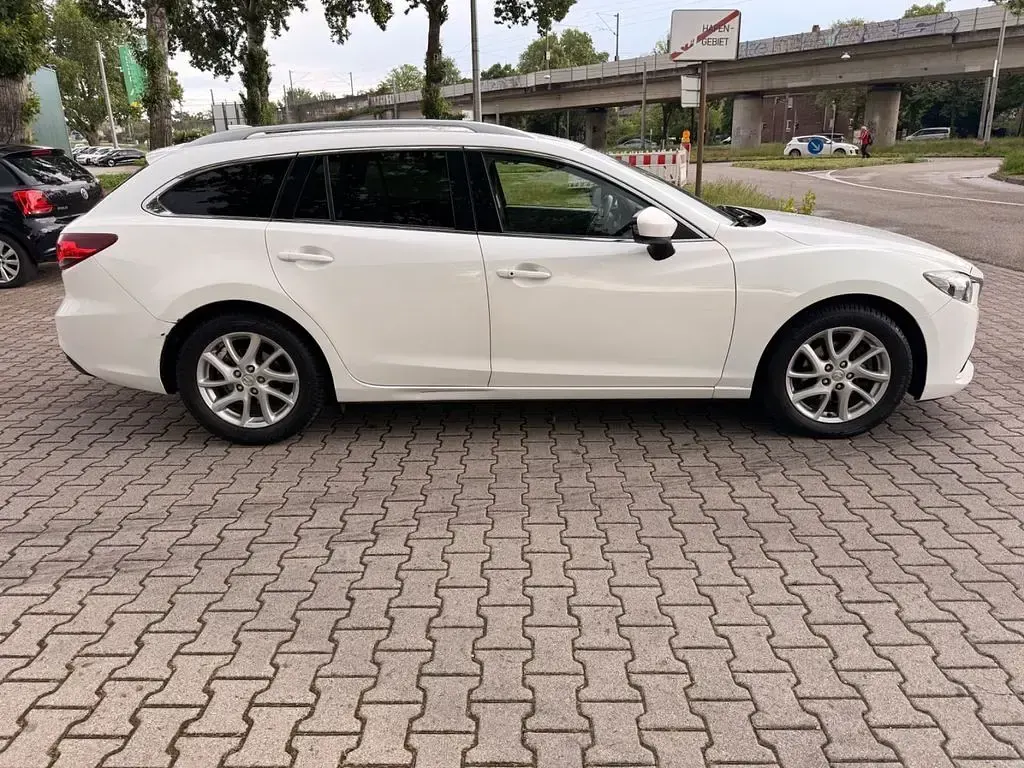 Używany Mazda 6 Prime-Line 150 KM (110 kW) 2013 Biały Kombi