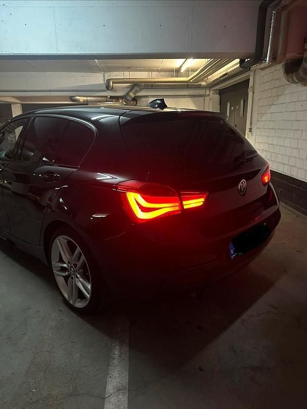 Gebraucht BMW 118 M Sport 136 PS (100 kW) 2017 Schwarz Kleinwagen