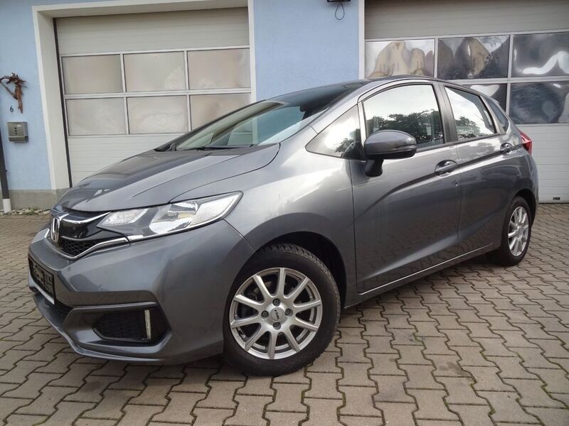 Grau Gebraucht 2018 Honda Jazz Trend Kleinwagen | 12.700 € (Guter Preis) - Bild 1/4