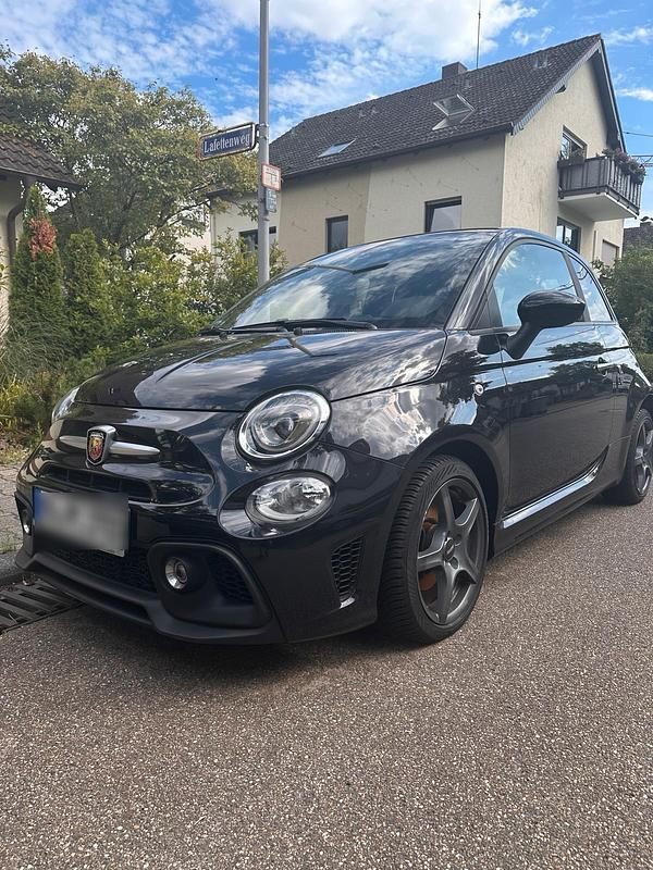 Schwarz Gebraucht 2017 Fiat 500 Abarth Kleinwagen | 12.000 € (Guter Preis) - Bild 1/4