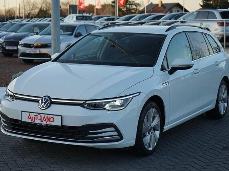 Gebraucht VW Golf VII Style 150 PS (110 kW) 2021 Weiß Kombi