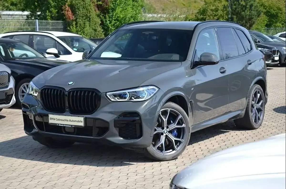 Gebraucht BMW X5 M Sport 340 PS (250 kW) 2022 Grau SUV