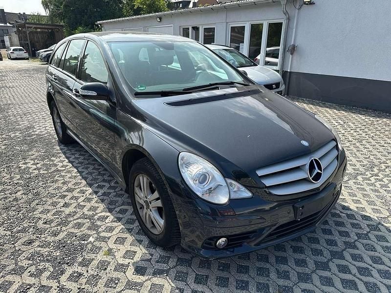 Chromitschwarz metalliclack Gebraucht 2008 Mercedes R280 Van / Kleinbus | 4.200 € (Superpreis) - Bild 1/4