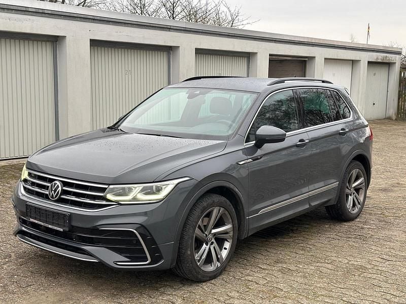 Grau Gebraucht 2021 VW Tiguan R-line SUV | 18.750 € (Superpreis) - Bild 1/4