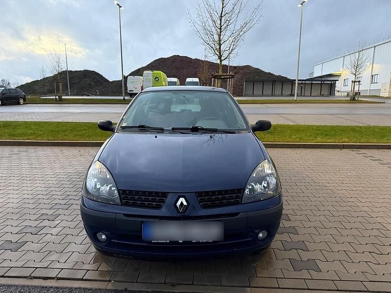 Gebraucht 2004 Renault Clio II Kleinwagen | 1.700 € (Guter Preis) - Bild 1/4