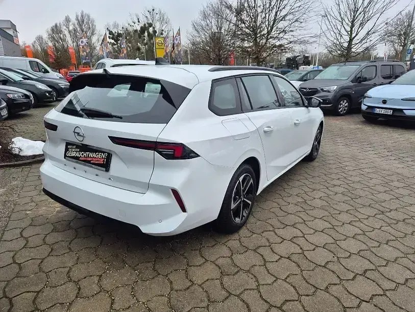 Usado Opel Astra Edition 2025 Branco Citadino
