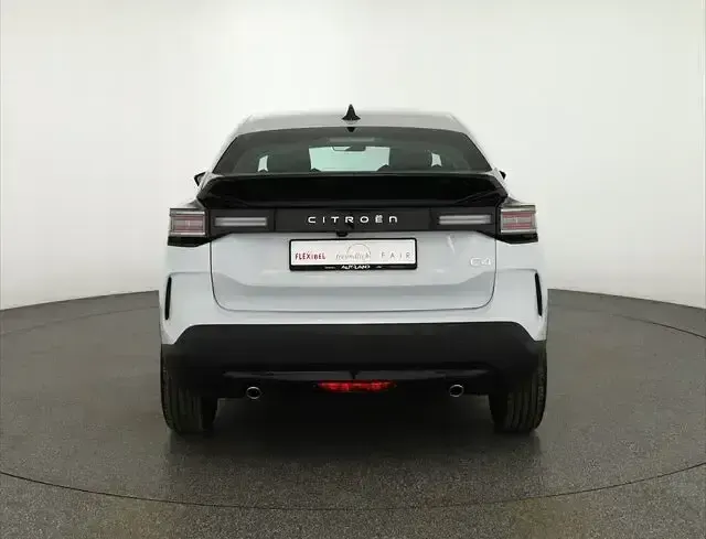 Neu Citroën C4 145 PS (106 kW) 2025 Weiß SUV