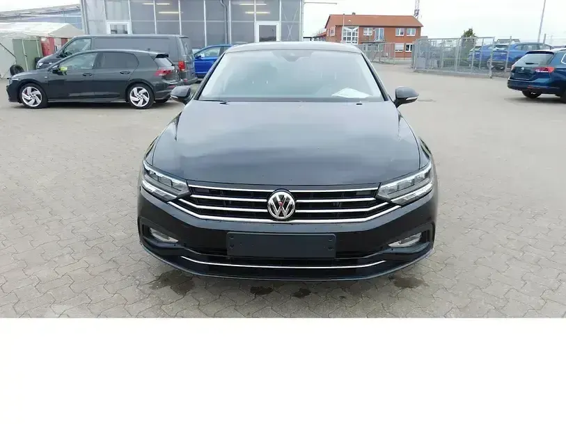 Second-hand VW Passat 150 CP (110 kW) 2020 Negru Berlinǎ