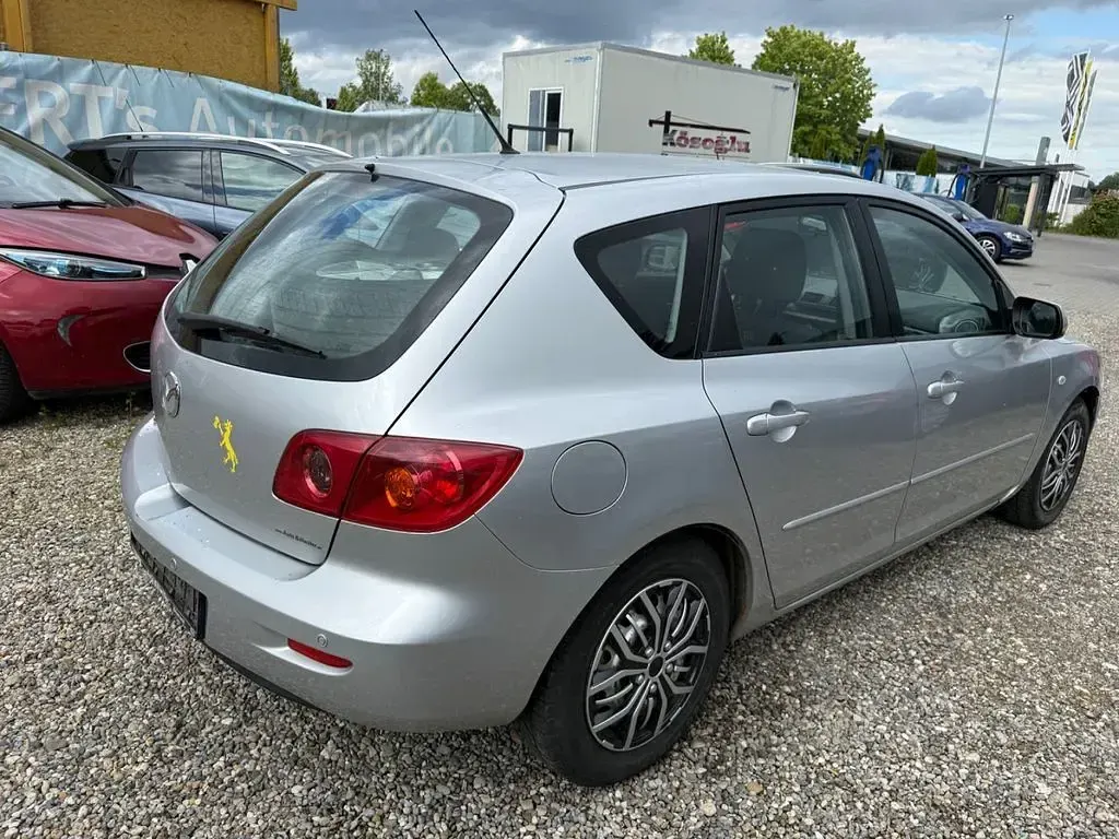 Gebraucht Mazda 3 Exclusive 105 PS (77 kW) 2005 Silber Limousine