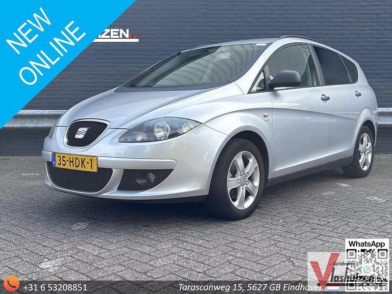 Grau Gebraucht 2008 Seat Altea XL Van / Kleinbus | 1.499 € (Guter Preis) - Bild 1/4
