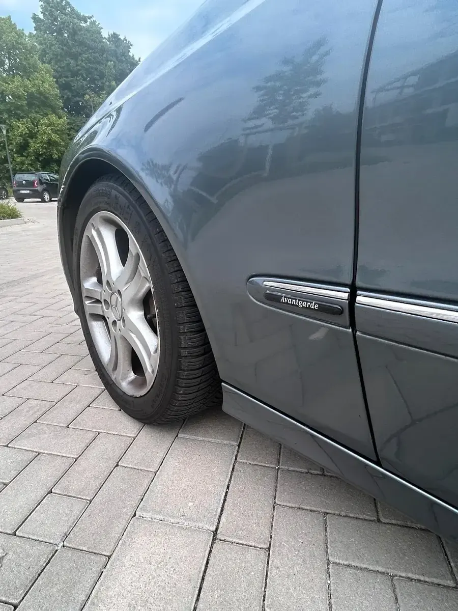 Gebraucht Mercedes E280 Avantgarde 231 PS (169 kW) 2007 Grau Kombi
