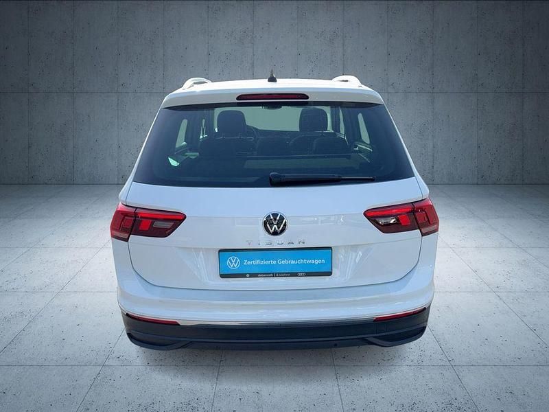 Gebraucht VW Tiguan Active 150 PS (110 kW) 2021 Pure white SUV