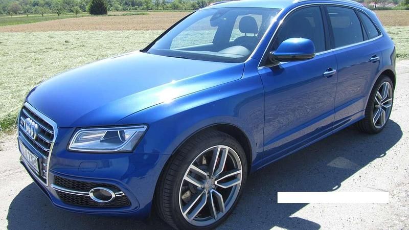 Blau Gebraucht 2015 Audi SQ5 Ambiente SUV | 30.800 € - Bild 1/4
