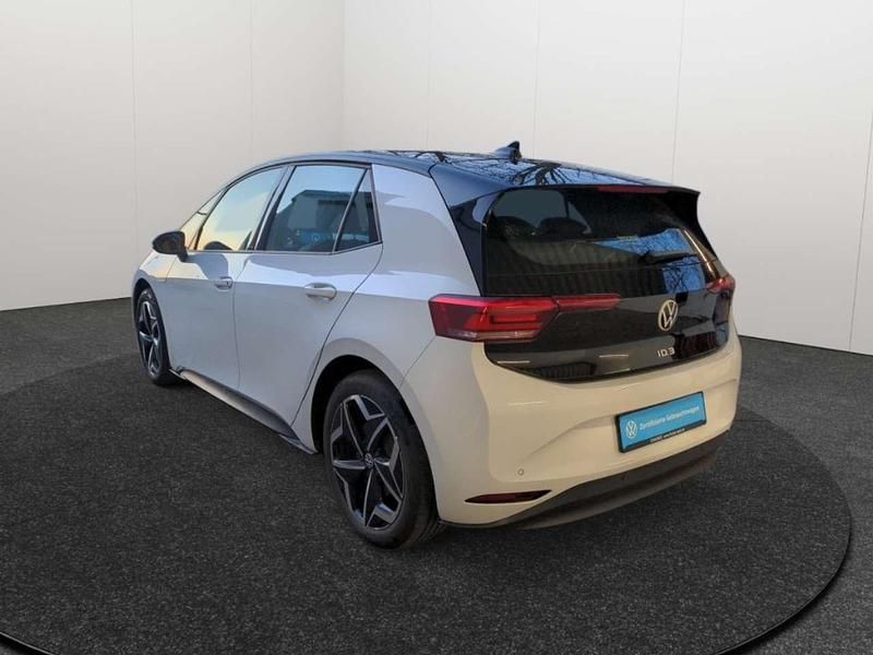 Gebraucht VW ID.3 Pro 150 kW (204 PS) 2022 Weiss Kleinwagen