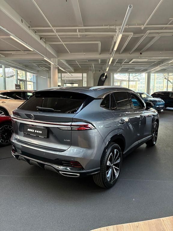 Neu MG HS 170 PS (125 kW) 2025 Grau SUV