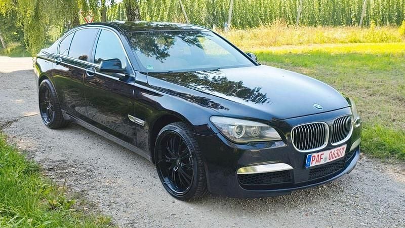 Schwarz Gebraucht 2010 BMW 730 Performance Limousine | 8.900 € (Superpreis) - Bild 1/4