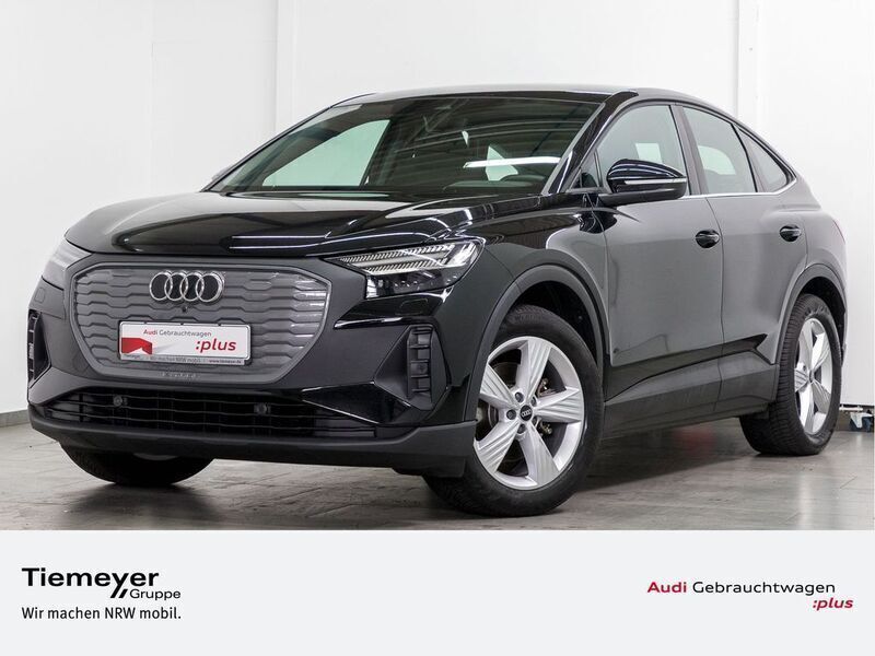 Mythosschwarz metallic Gebraucht 2022 Audi Q4 Sportback e-tron Ambiente SUV | 29.940 € (Fairer Preis) - Bild 1/2