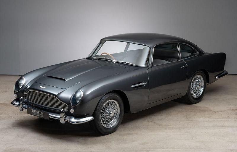 Gebraucht Aston Martin DB4 266 PS (195 kW) 1963 Grau Coupé