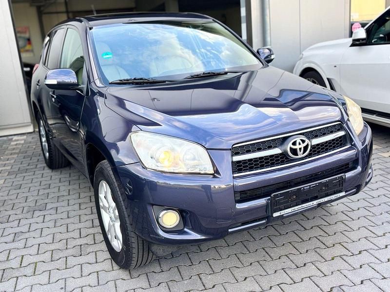 Violet Gebraucht 2009 Toyota RAV4 Sol SUV | 5.999 € - Bild 1/4