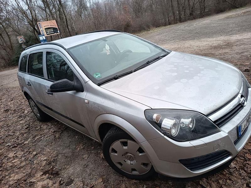 Silber Gebraucht 2007 Opel Astra Limousine | 1.900 € (Guter Preis) - Bild 1/4