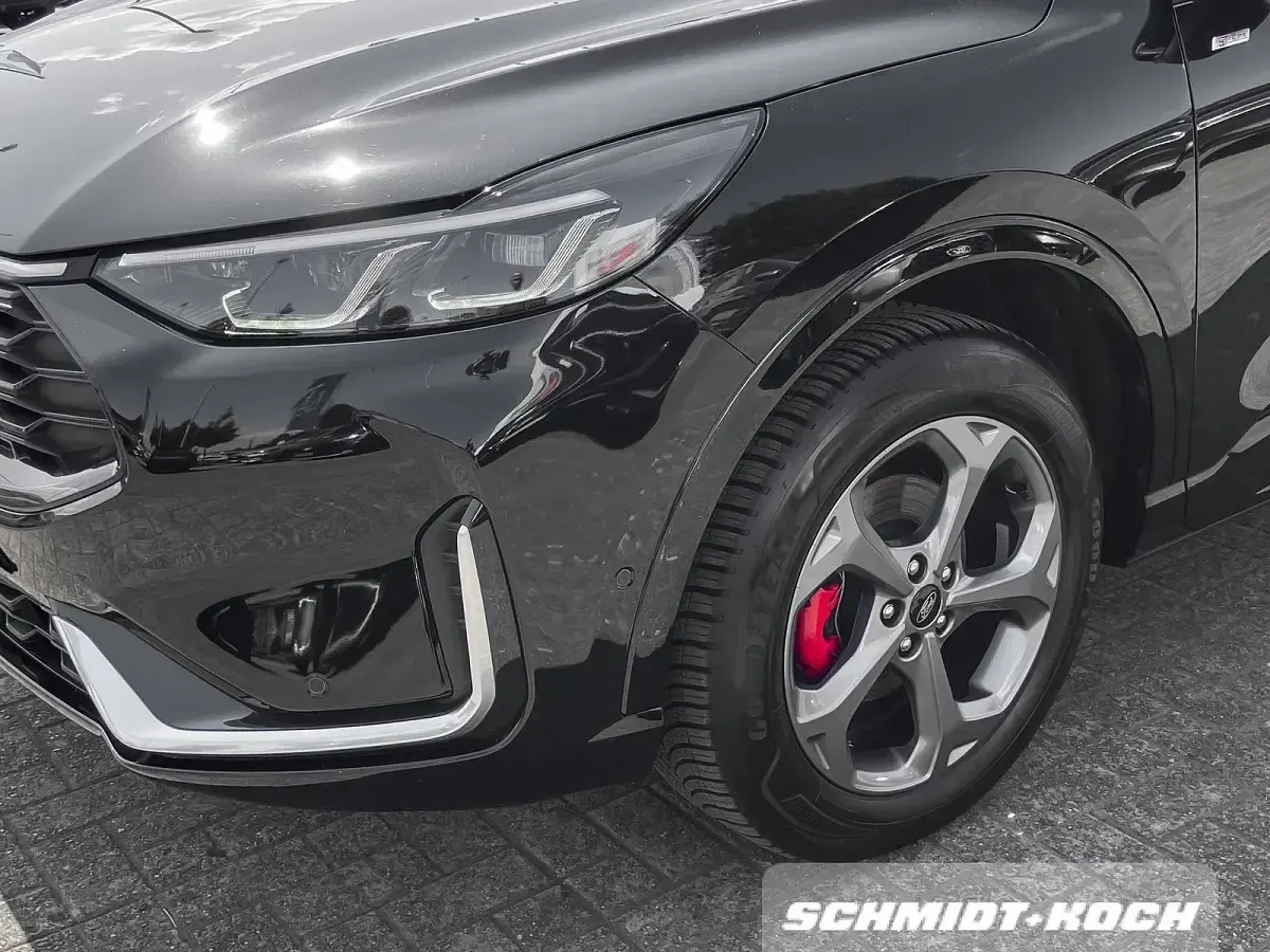 Gebraucht Ford Kuga ST-Line X 152 PS (111 kW) 2025 Agate black (schwarz) SUV