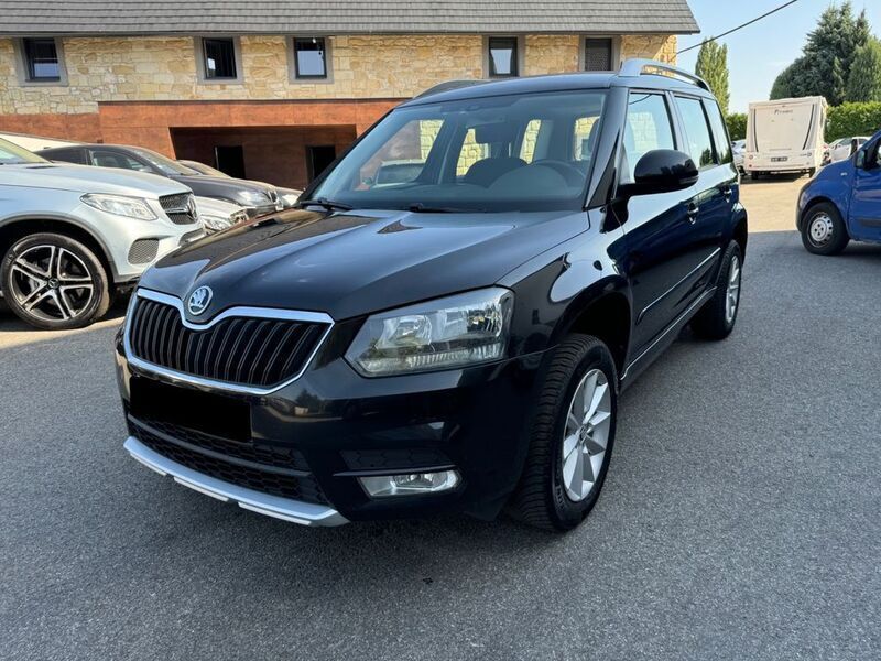 Schwarz Gebraucht 2015 Skoda Yeti Ambition SUV | 7.900 € (Teuer) - Bild 1/4