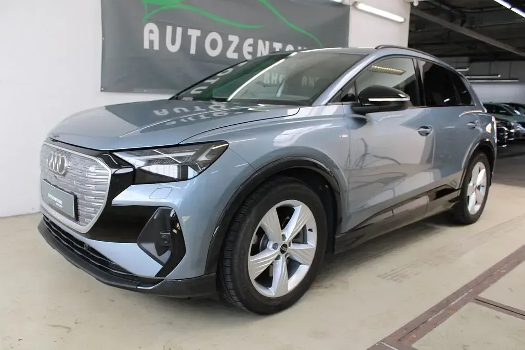 Usata Audi Q4 e-tron S-Line 219 kW (299 CV) 2023 Blu SUV