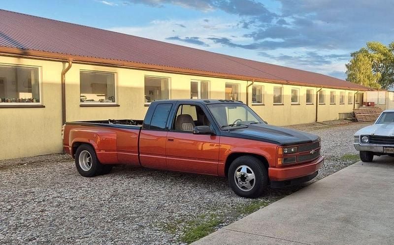 Gebraucht Chevrolet Silverado 256 PS (188 kW) 1992 Orange SUV