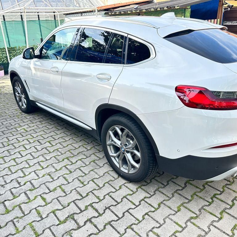 Weiß Gebraucht 2020 BMW X4 xLine SUV | 39.990 € (Etwas zu teuer) - Bild 1/4