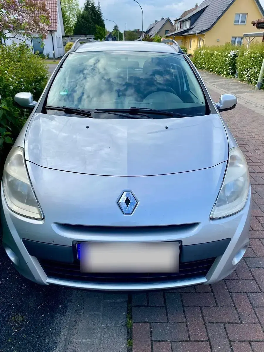 Gebraucht Renault Clio GrandTour Expression 75 PS (55 kW) 2012 Silber Kombi