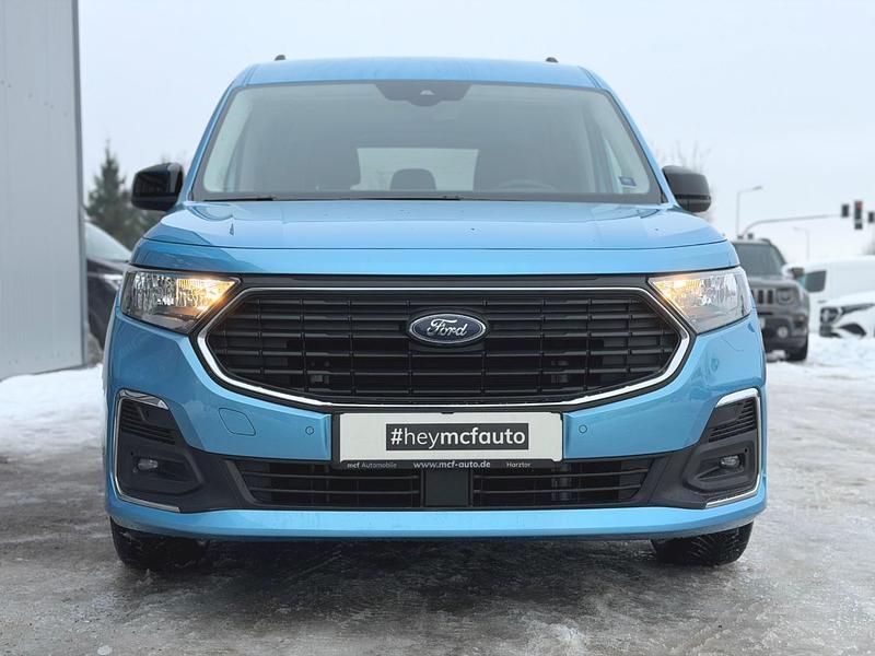 Gebraucht Ford Tourneo Titanium 122 PS (89 kW) 2024 Blau Kombi