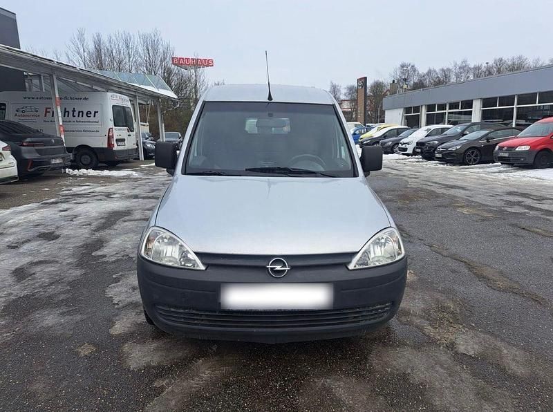 Gebraucht Opel Combo 75 PS (55 kW) 2009 Silber Van / Kleinbus