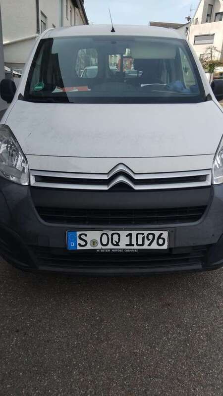 Weiß Gebraucht 2015 Citroën Berlingo Van / Kleinbus | 7.300 € - Bild 1/4